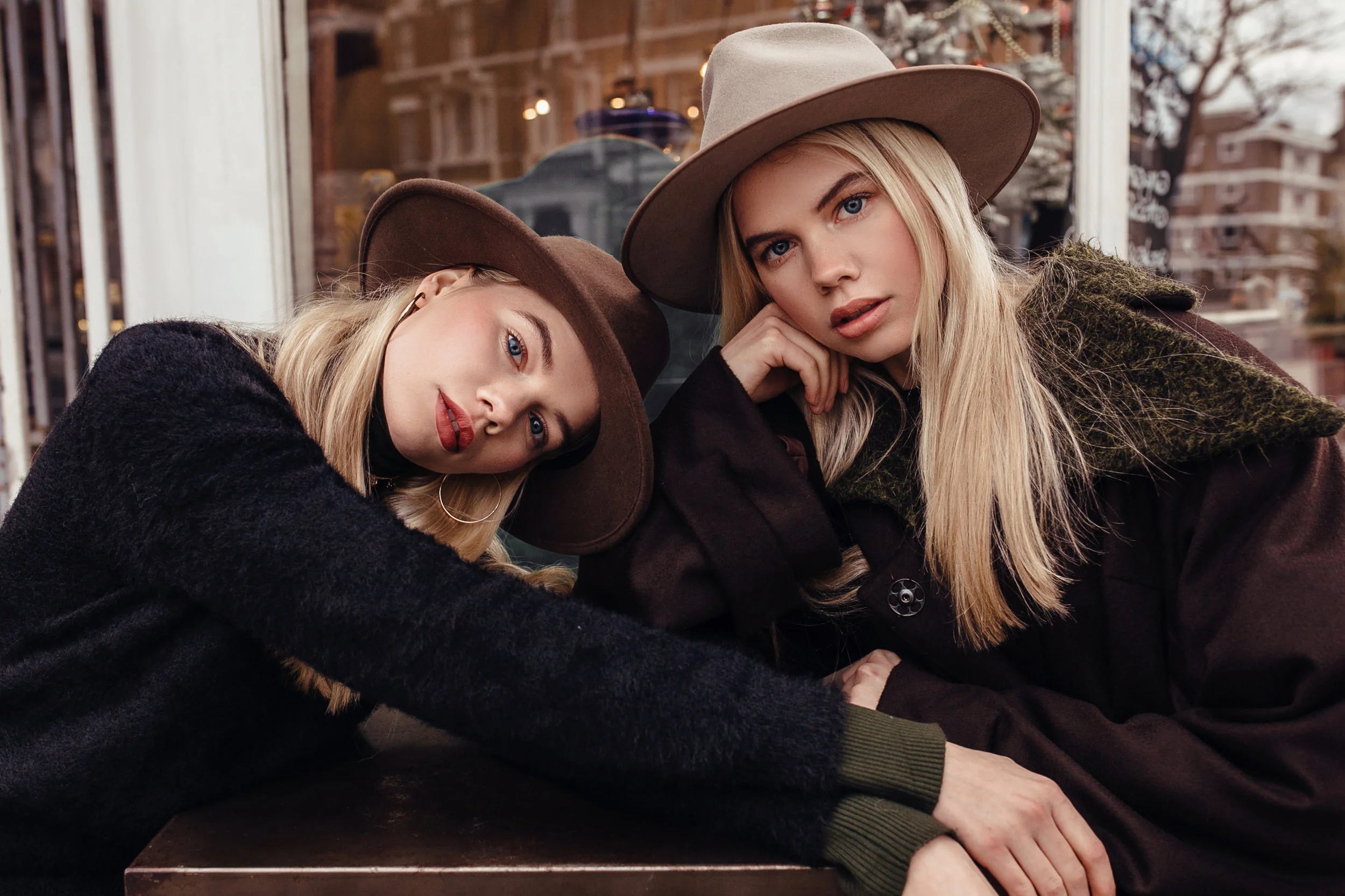 Twins-M+P-1.jpg