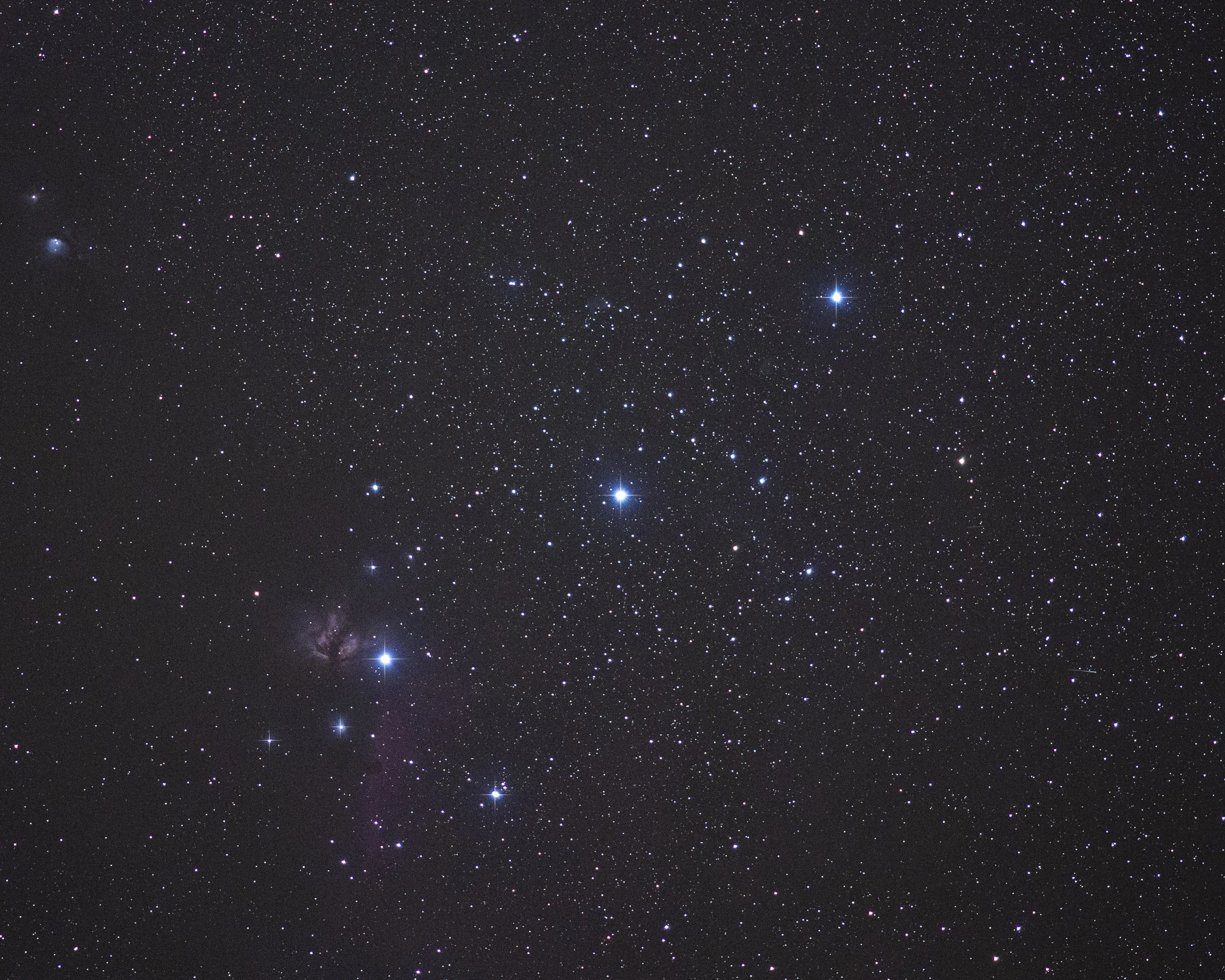 ISO 3200/200mm/f.8/30sec