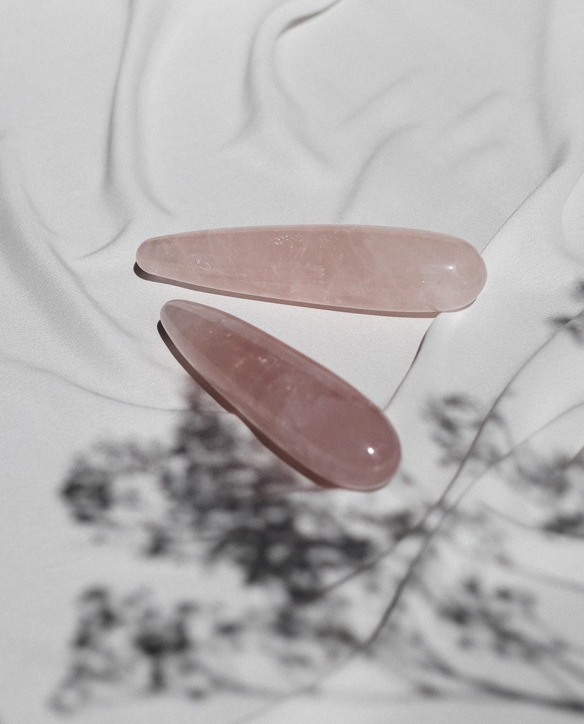 Curious how a Yoni Wand is produced?

Learn about the process from start to finish in our journal on lucidmoons.com. 

Simple, natural and free of chemicals. &bull; #lucidmoons 

#crystalwand #yonimassage #cervix #rosequartzcrystal #tantricmassage #a