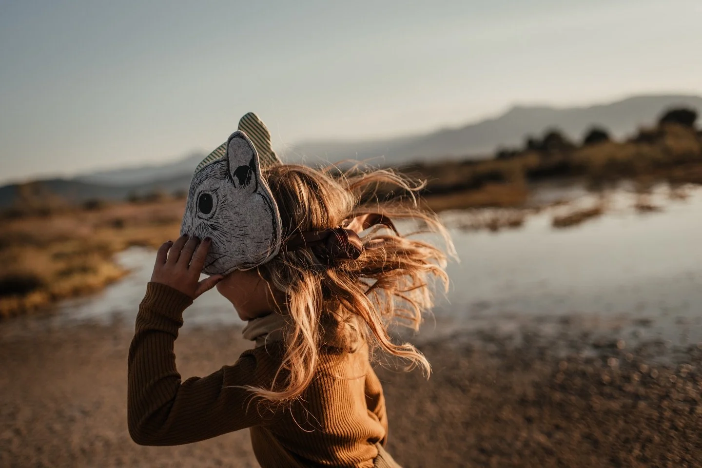 Make every little adventure feel magical 💫🐿️

#agifttotreasure #wildkids #animalesque 

📸@wildsoulkidsphptography