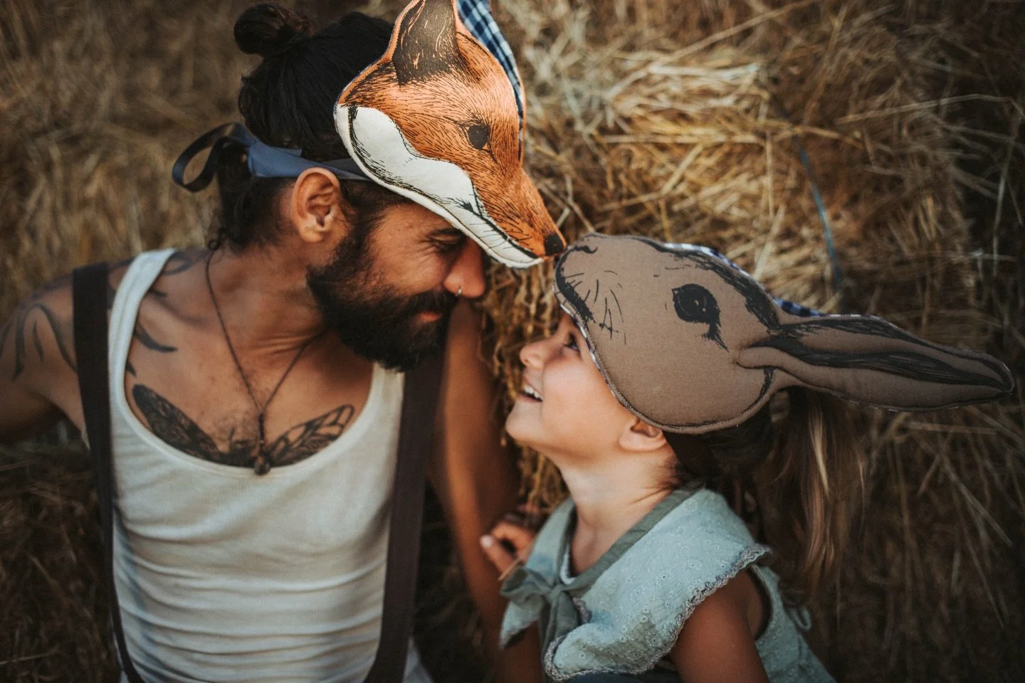 Love this little shoot of father and daughter - fox and rabbit- on a wild adventure, captured by @wild.soul.kids_photography 

Brown rabbits are all stocked up in the shop FYI&hellip; just saying 😉🐰

And if you&rsquo;re ordering from afar this is y