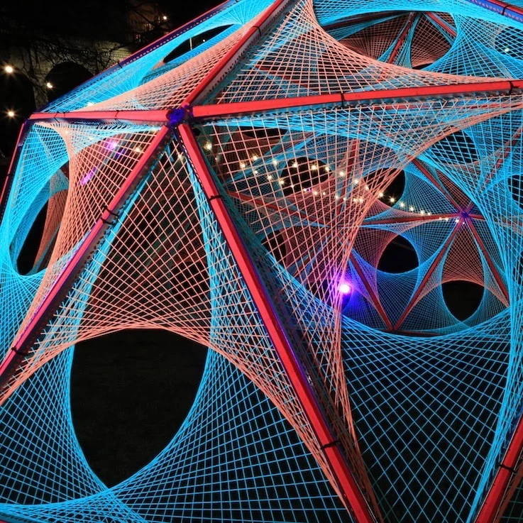 2-art-light-sculpture-black-ultra-violet-spectra-aberdeen-parabola-string 2.jpg