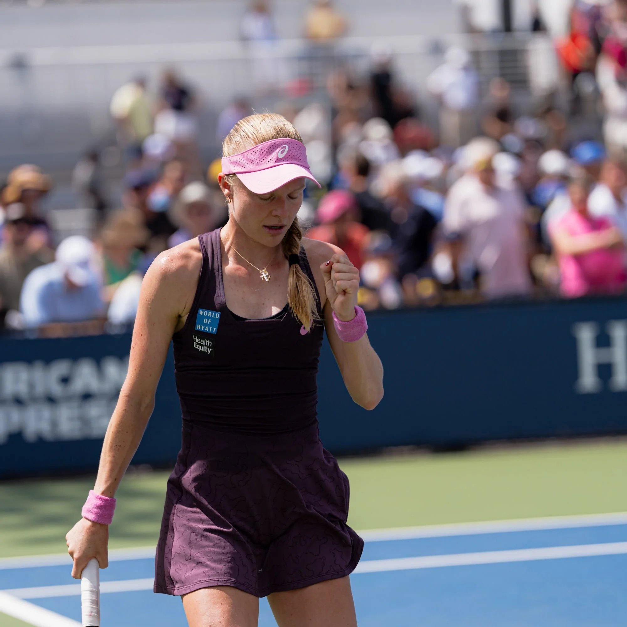 Up &amp; running and into round 2 @usopen ! Felt the support out there today 🫶🏼

📸 @owenreynoldson