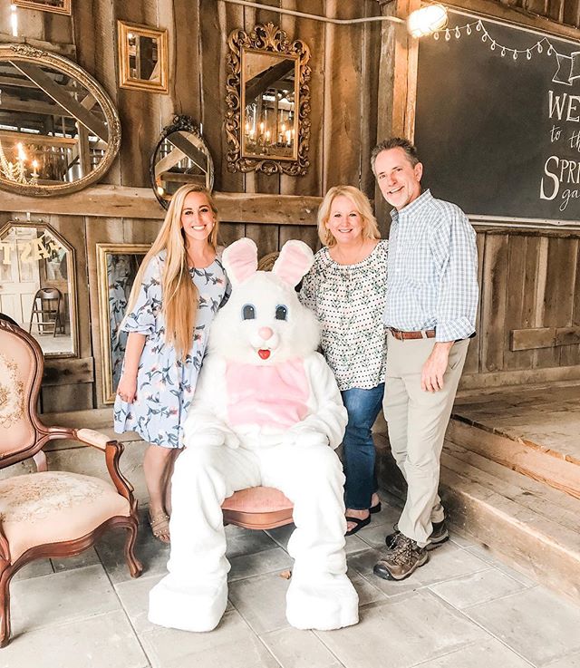 Our Easter Day at The Barn yesterday was a success! We loved having so many sweet families out for a fun filled day celebrating Easter! Thank you to everyone who spent the day with us!! We had the best time! #thebarnatspringhouse
.
.
.
.
.
#lexington