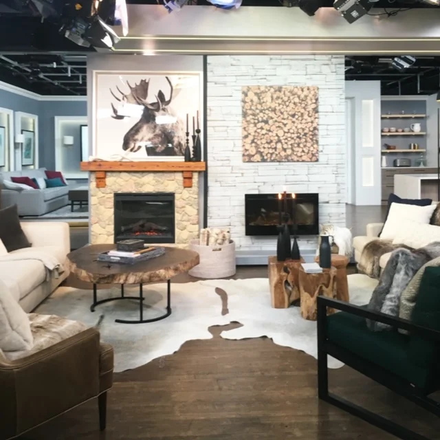 “High Vs. Low Apres Ski Style”