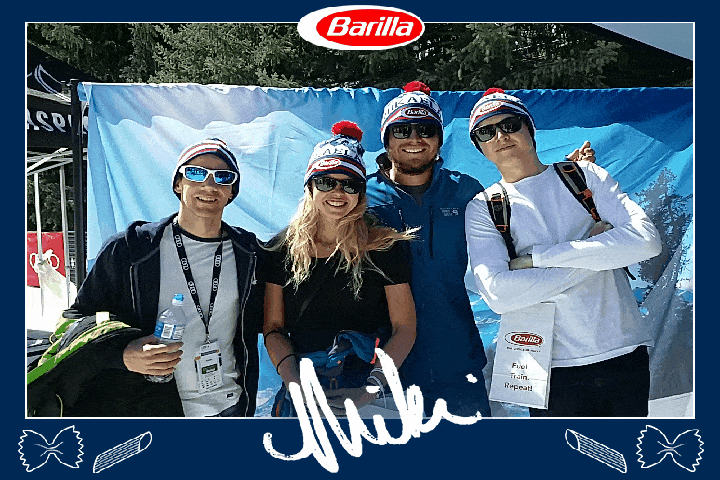 Fun-Photo-Booth-Photo.gif