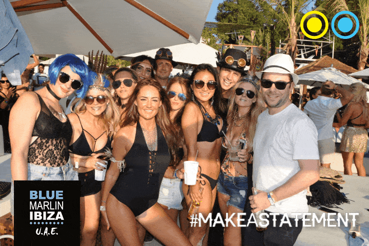 Party-Photo-Booth.gif