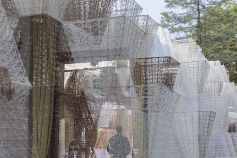Top-5-Courtyard-Installations-at-Milan-Design-Week-17-780x520.jpg