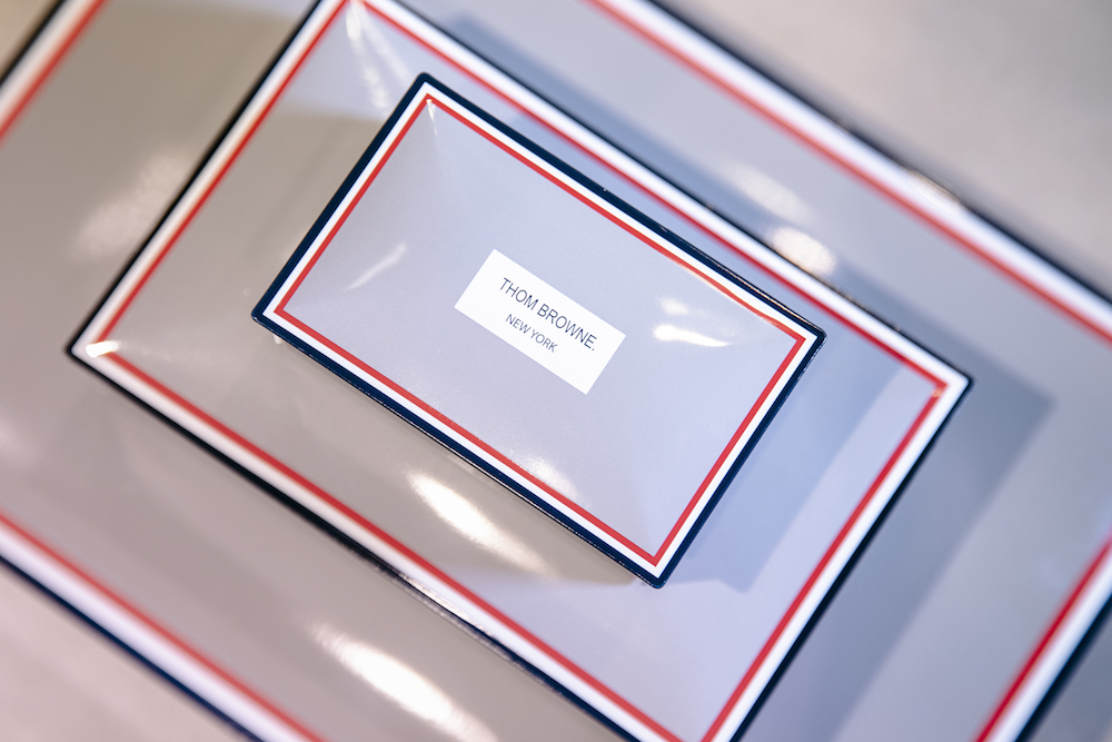 osaka-thom-browne-chocolate-02.png