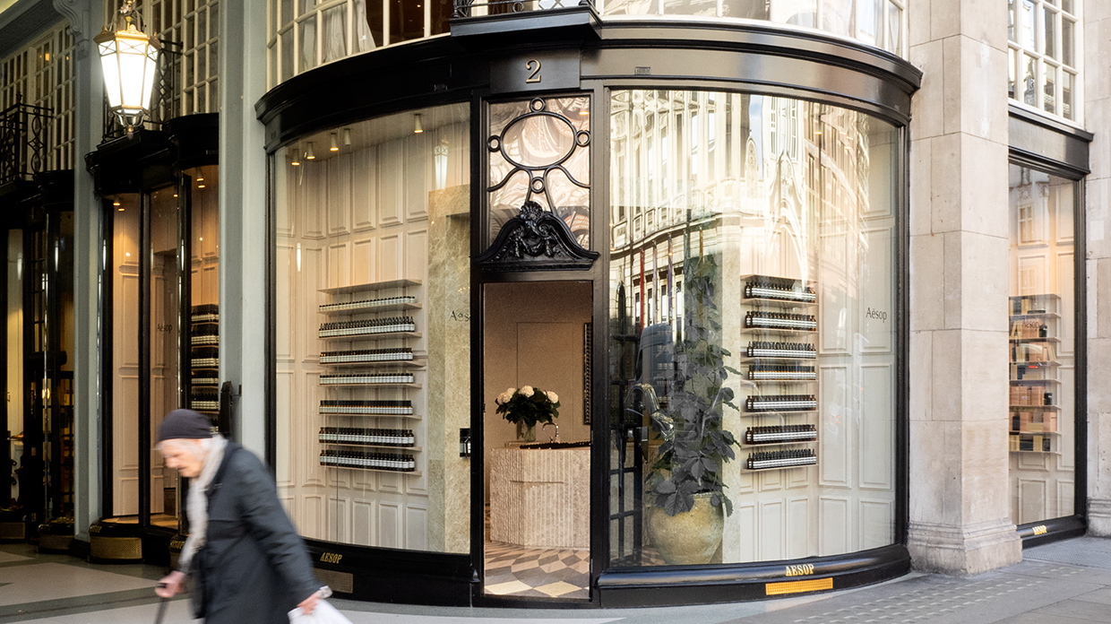 Aesop_Piccadilly_Arcade_eDM_2_1240x696px.jpg