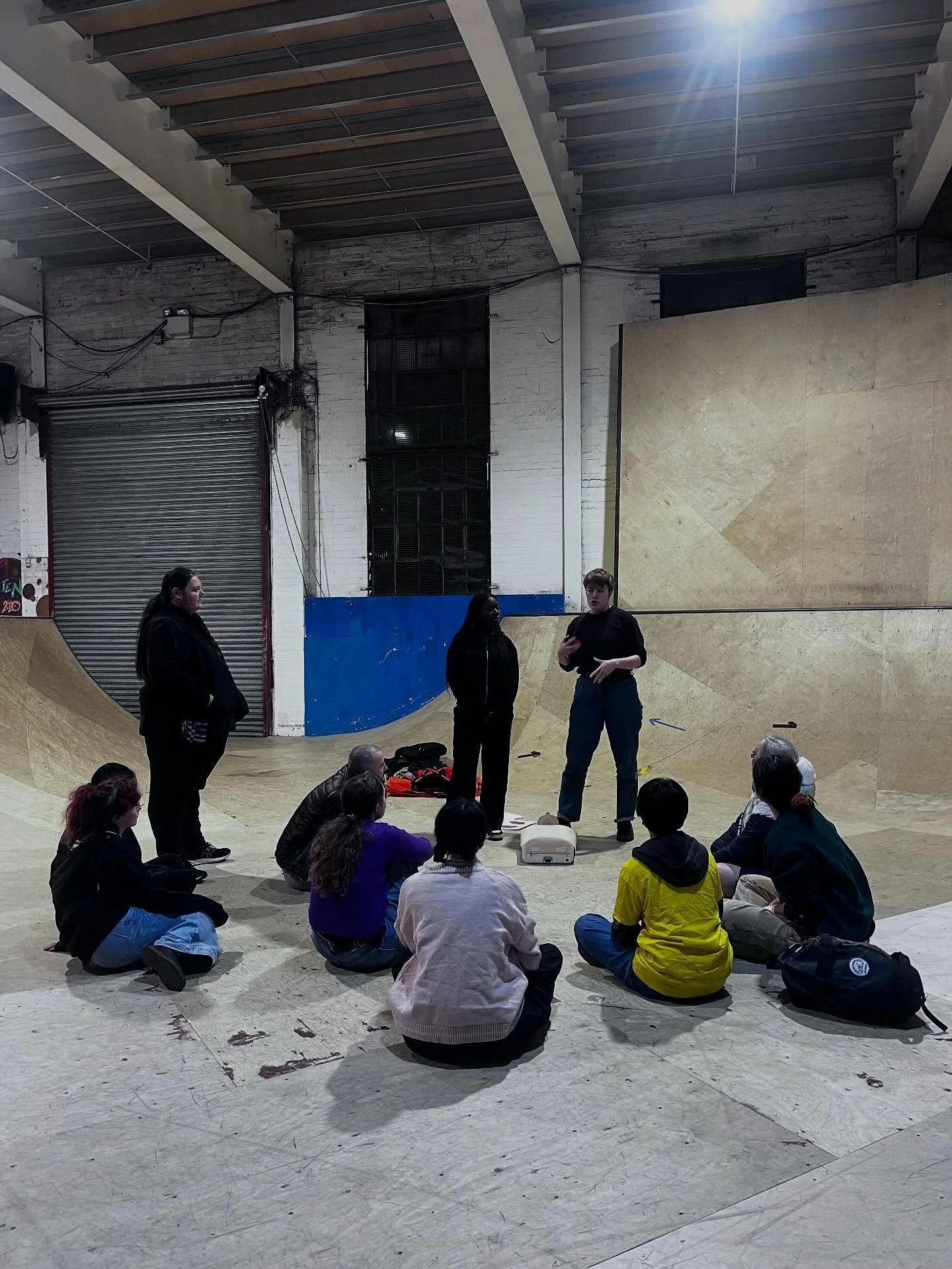 Minority Gender Night x Street Doctors 

Thank you to everyone who got involved in our &lsquo;what to do if someone&rsquo;s knocked out&rsquo; workshop and to @streetdoctors for delivering it🚨 

Hopefully you all feel more confident on what to do if