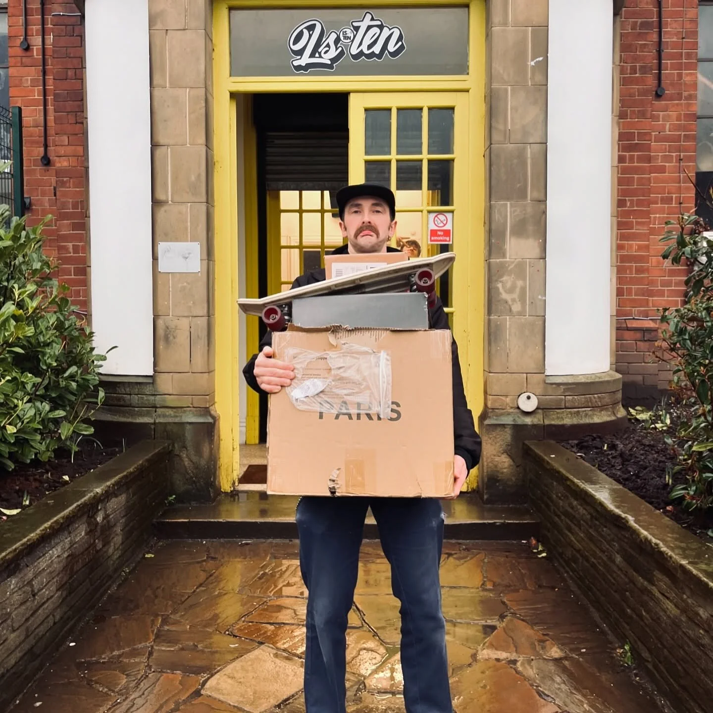 @denweasel_fs has left the building! 😭 After 7 years, our Community Manager and Lead Coach Denham is moving on to new pastures. He&rsquo;ll still be around delivering 1:1 lessons where possible though! 

If you&rsquo;d like to see Denham off, there&