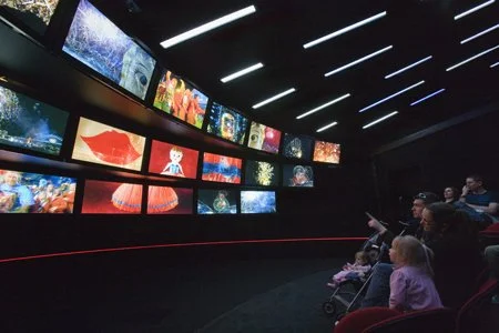 47-new_circa_tv_screens_web_450.jpg