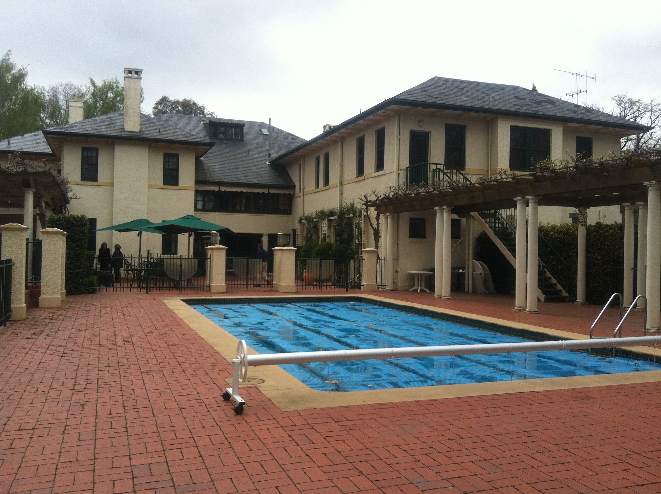 lodge2.jpg