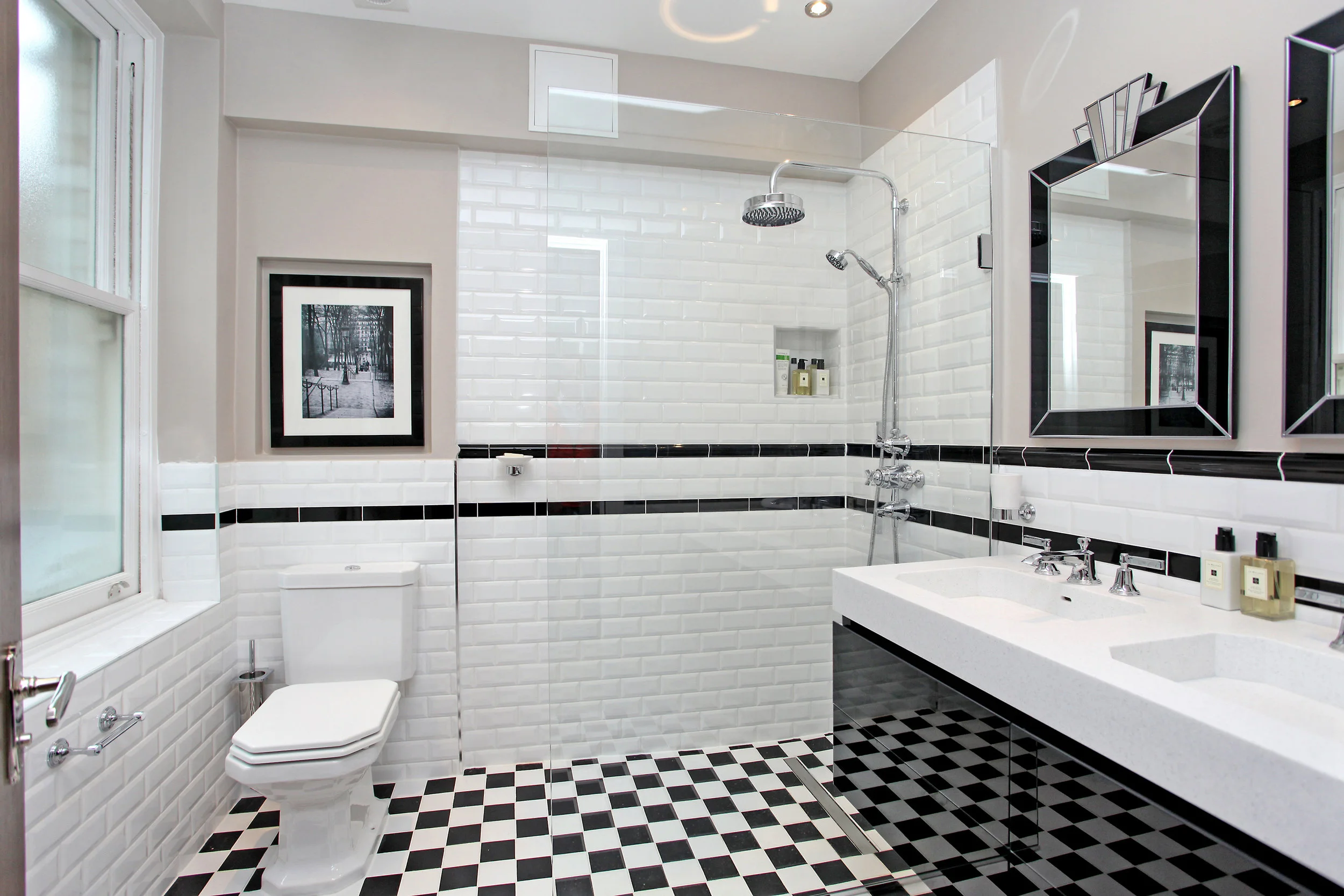 York House 9_ensuite.jpg
