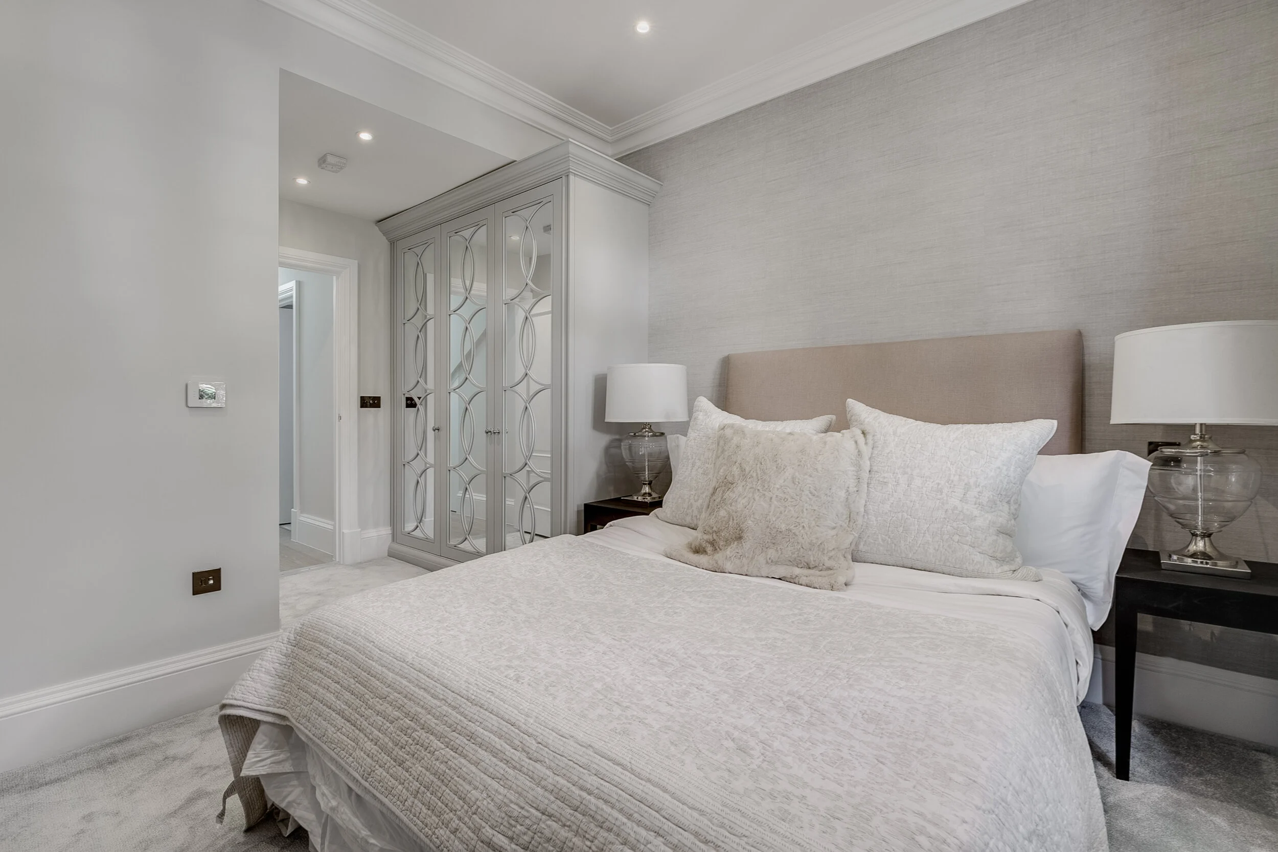 Earls Court Square 7 Bedrooms-4.jpg