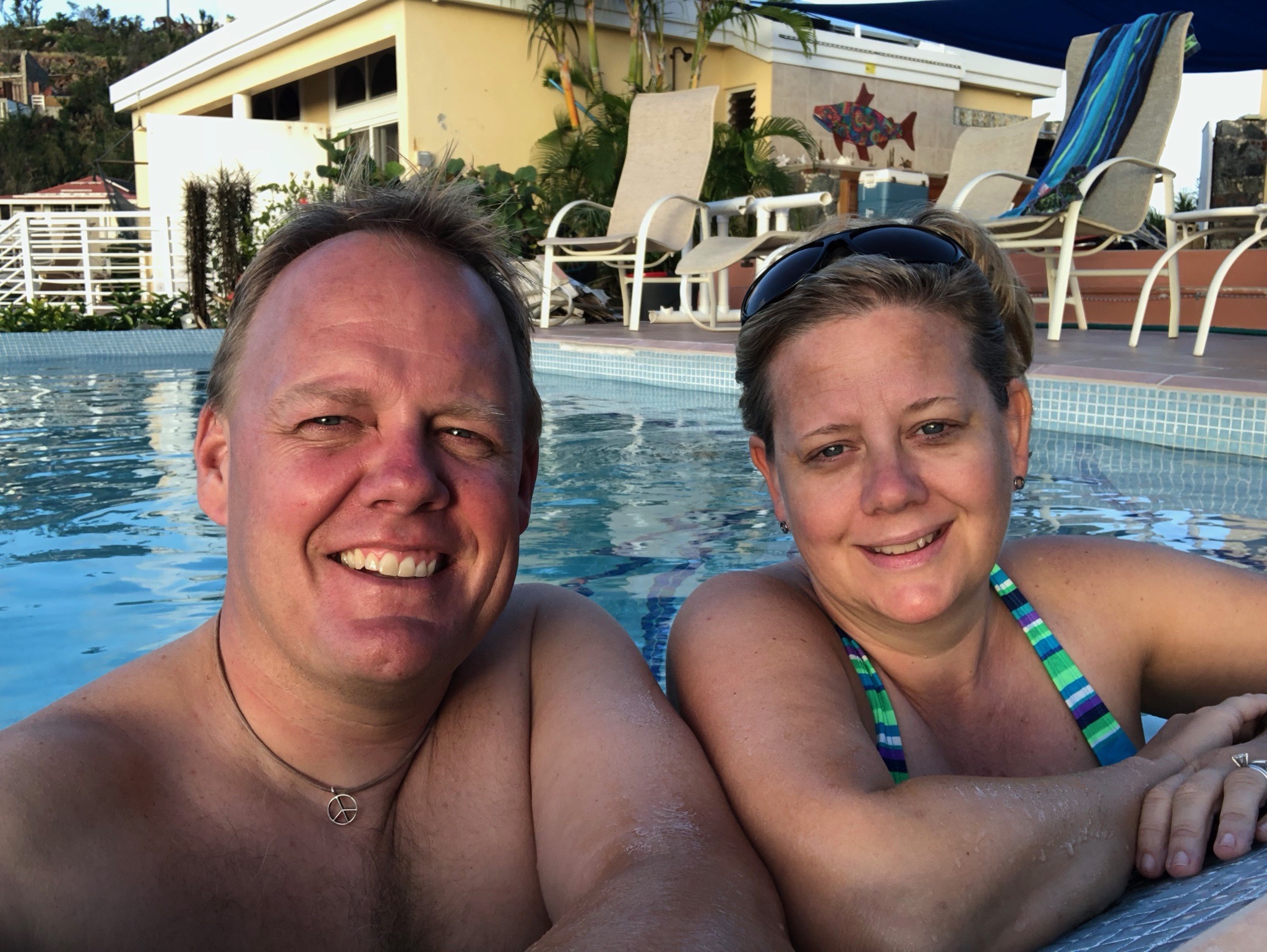 Steve-and-Carrie-Butcher-in-the-infinity-pool.jpg