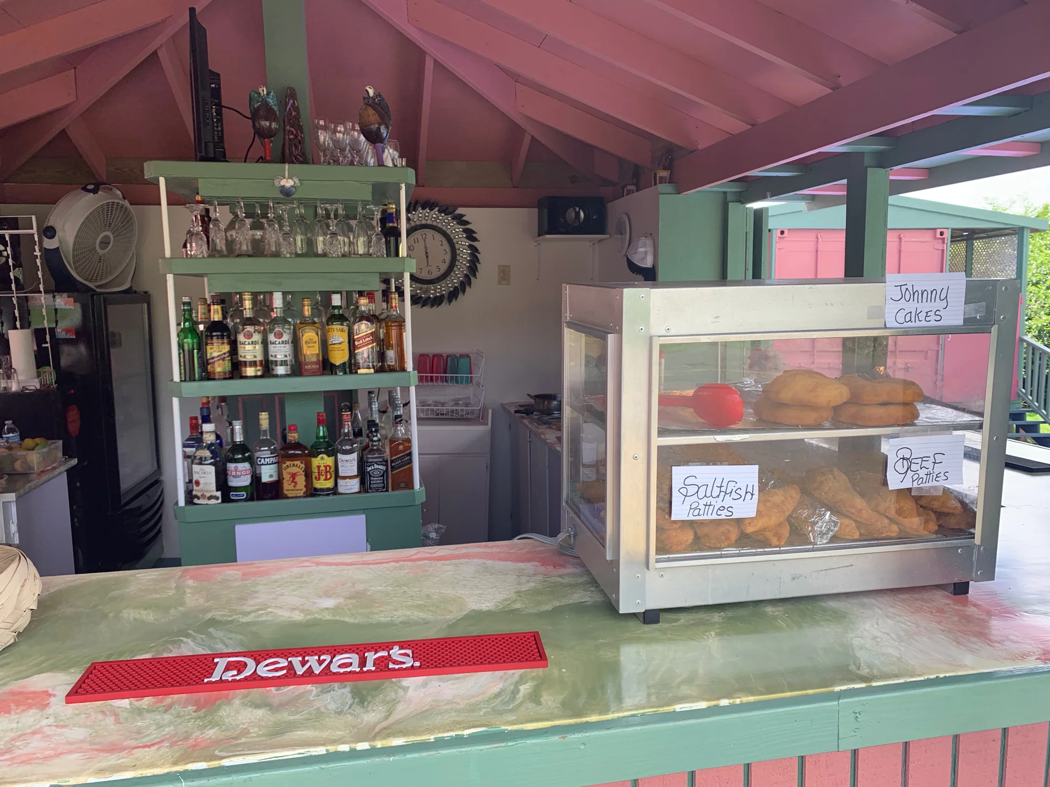 ekaete-outdoor-bar-and-pates-coral-bay-st-john.jpg