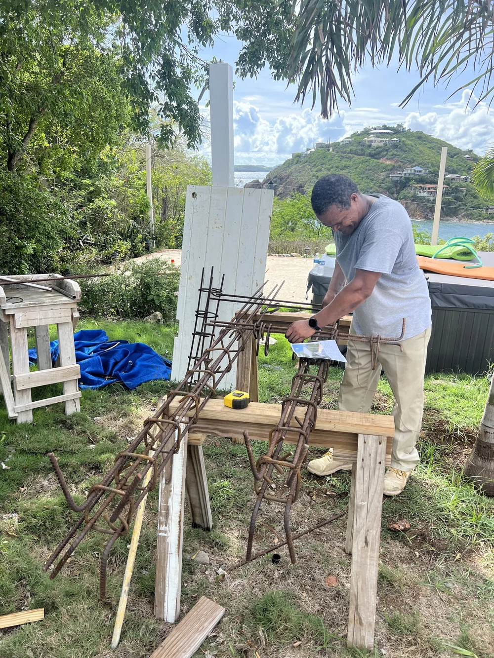 Joey G sets up for the build