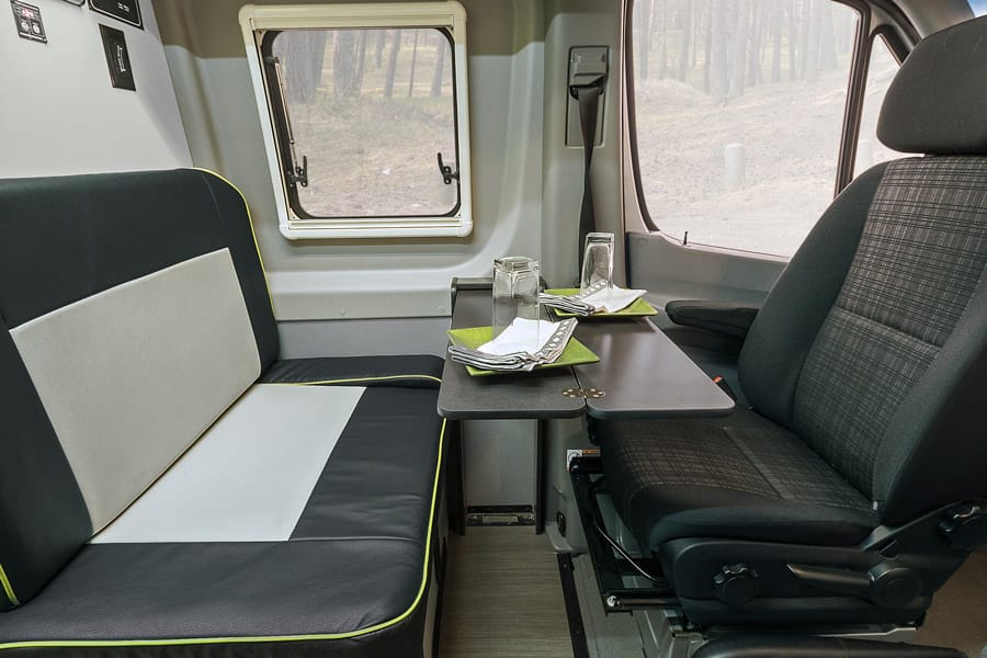 rv-dinette-18.jpg
