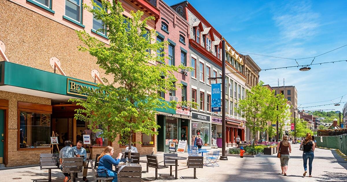 IthacaNY-DowntownIthaca.jpg