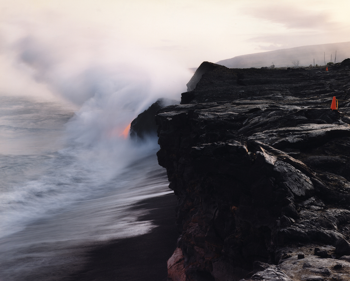 Lava+Flowing,+Hawaii.jpg