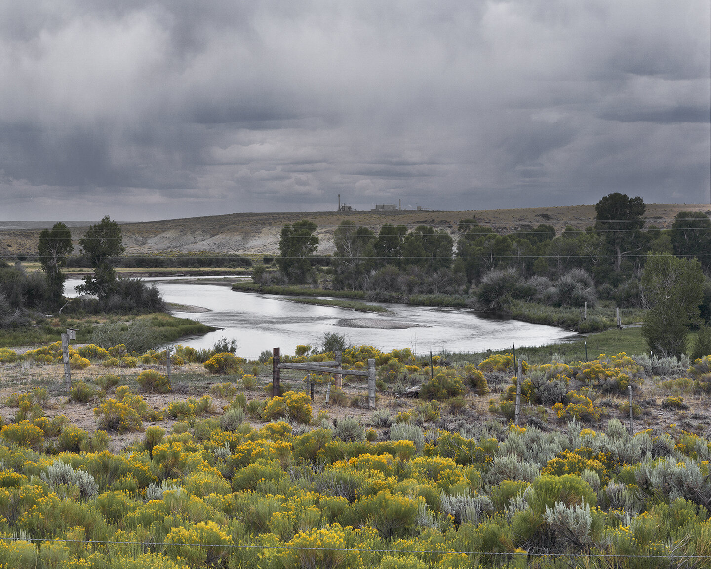 Hydraulic Fracturing by the Green River, Sublette, Wyoming, 2013.jpg