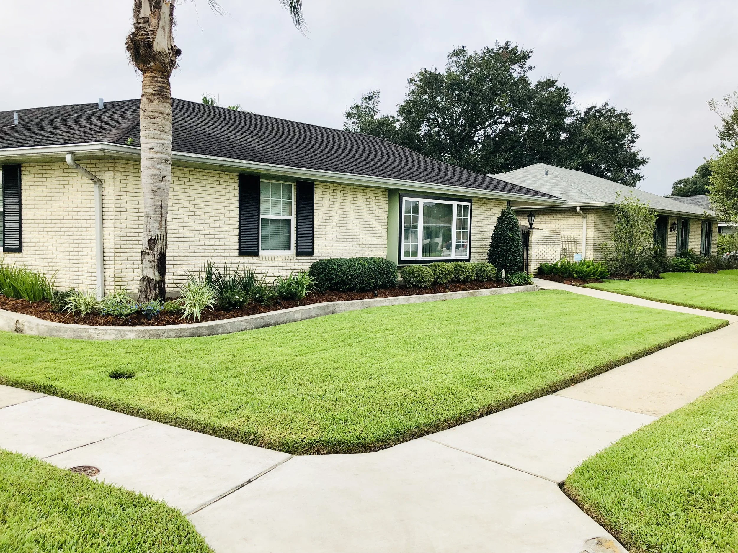 Marvelous Curb Appeal Installed at This Home in Metairie Lawn Subdivision.