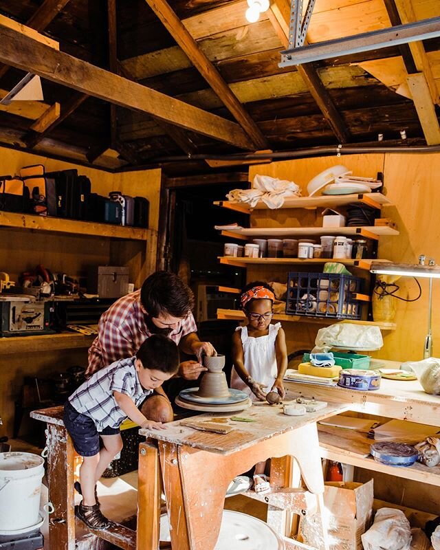 Looking forward to a full weekend of shop time {with lots of visits from the kids}! Although the shop has transformed quite a bit since this was taken, it&rsquo;s definitely still a family collaboration ❤️. 📸 : @karenademerchantphotography