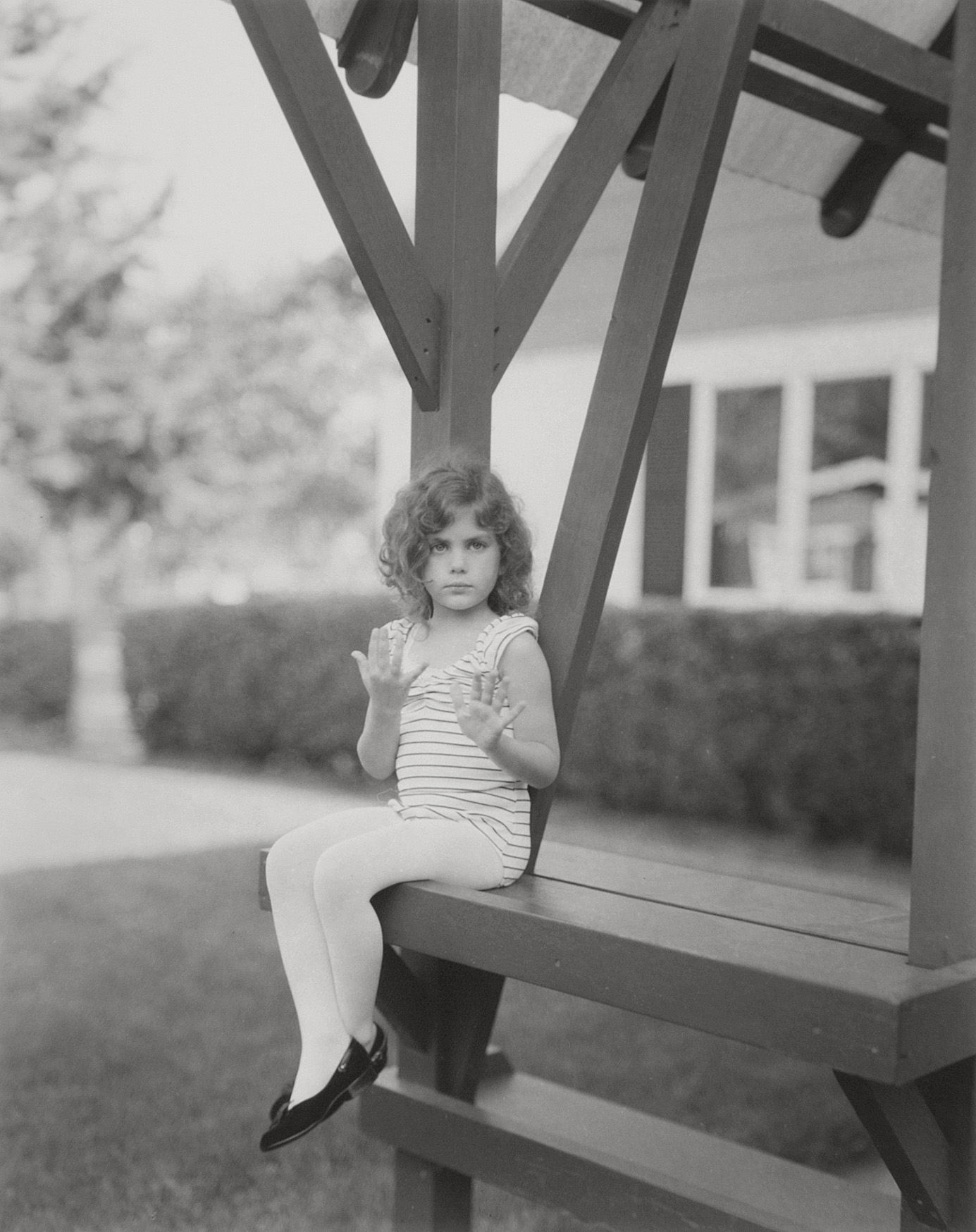 working-assumptions-andrea-modica-baldwin-ny-1986-1375-1748-original.jpg