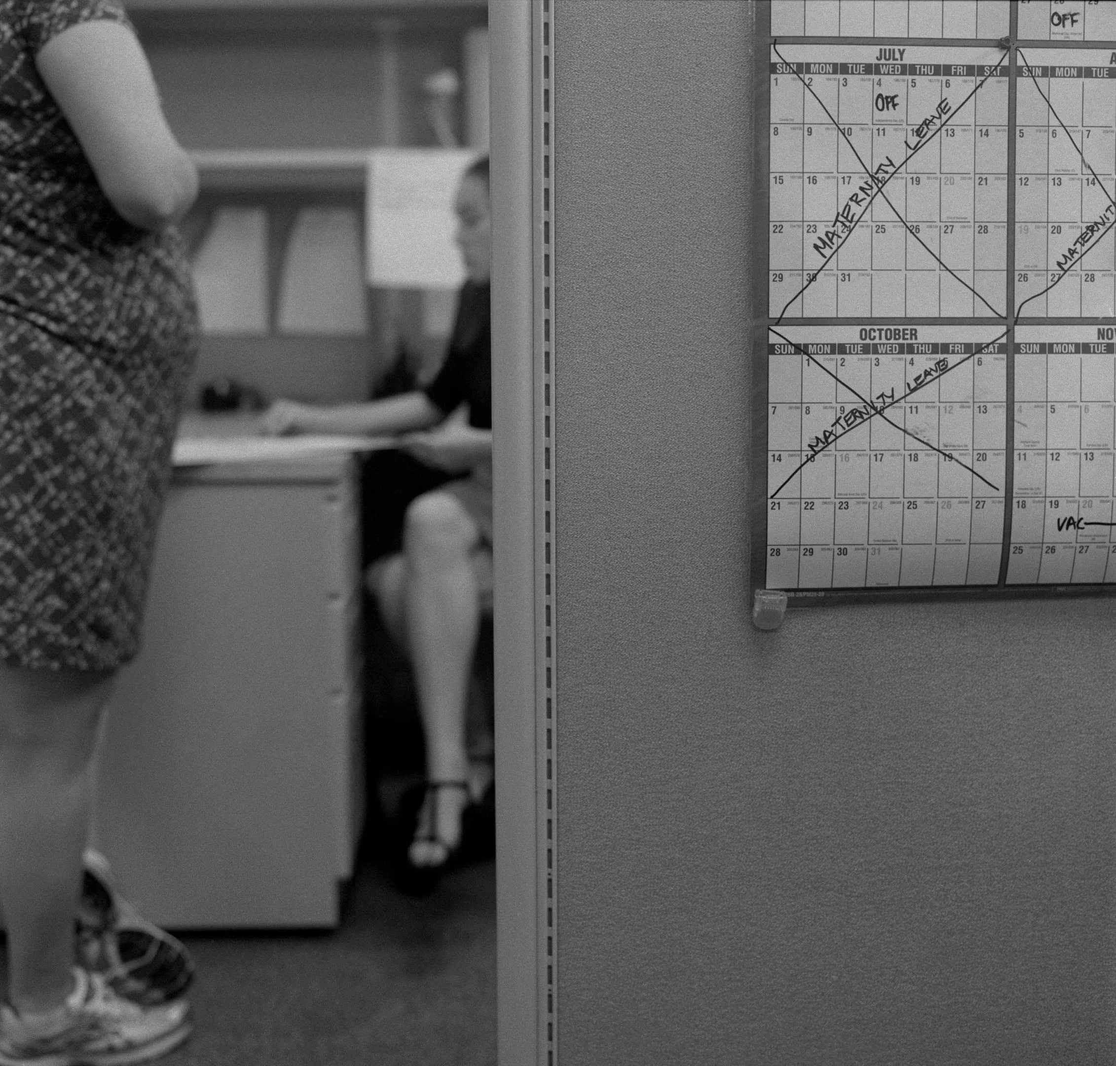 showing-pregnancy-manager-amanda-tinker.jpg