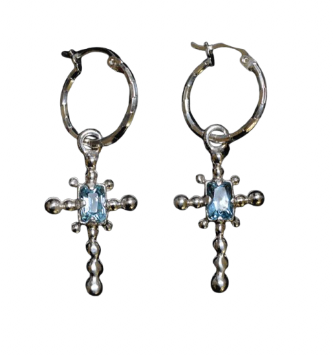 Geometric drawing of an outline square with sections divided by vertical, horizontal, and circle lines.