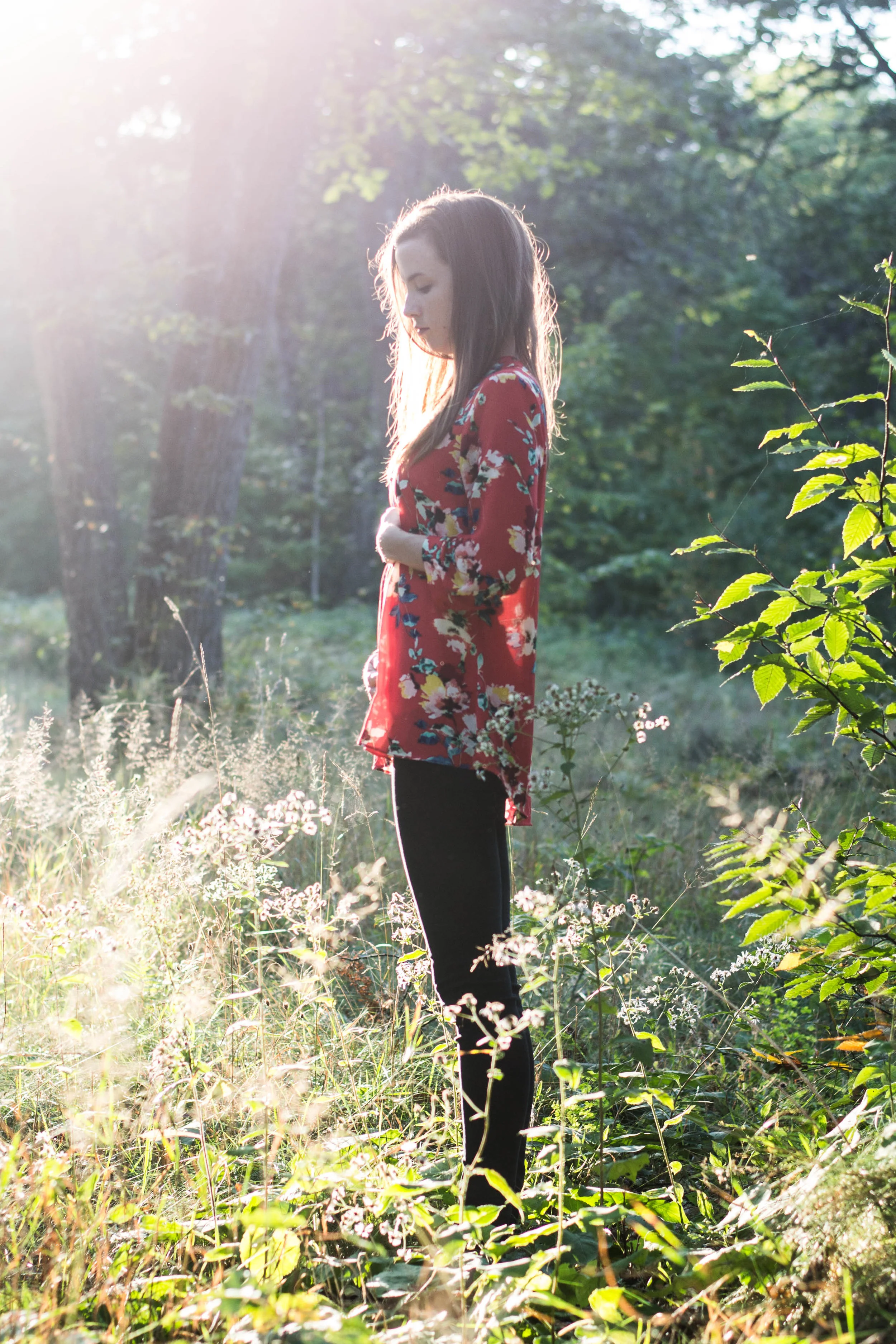 4 Week Bumpdate || Pregnancy Belly Shot at 4 weeks || First Pregnancy || Hayley Fiser || thehayleyfiser.com