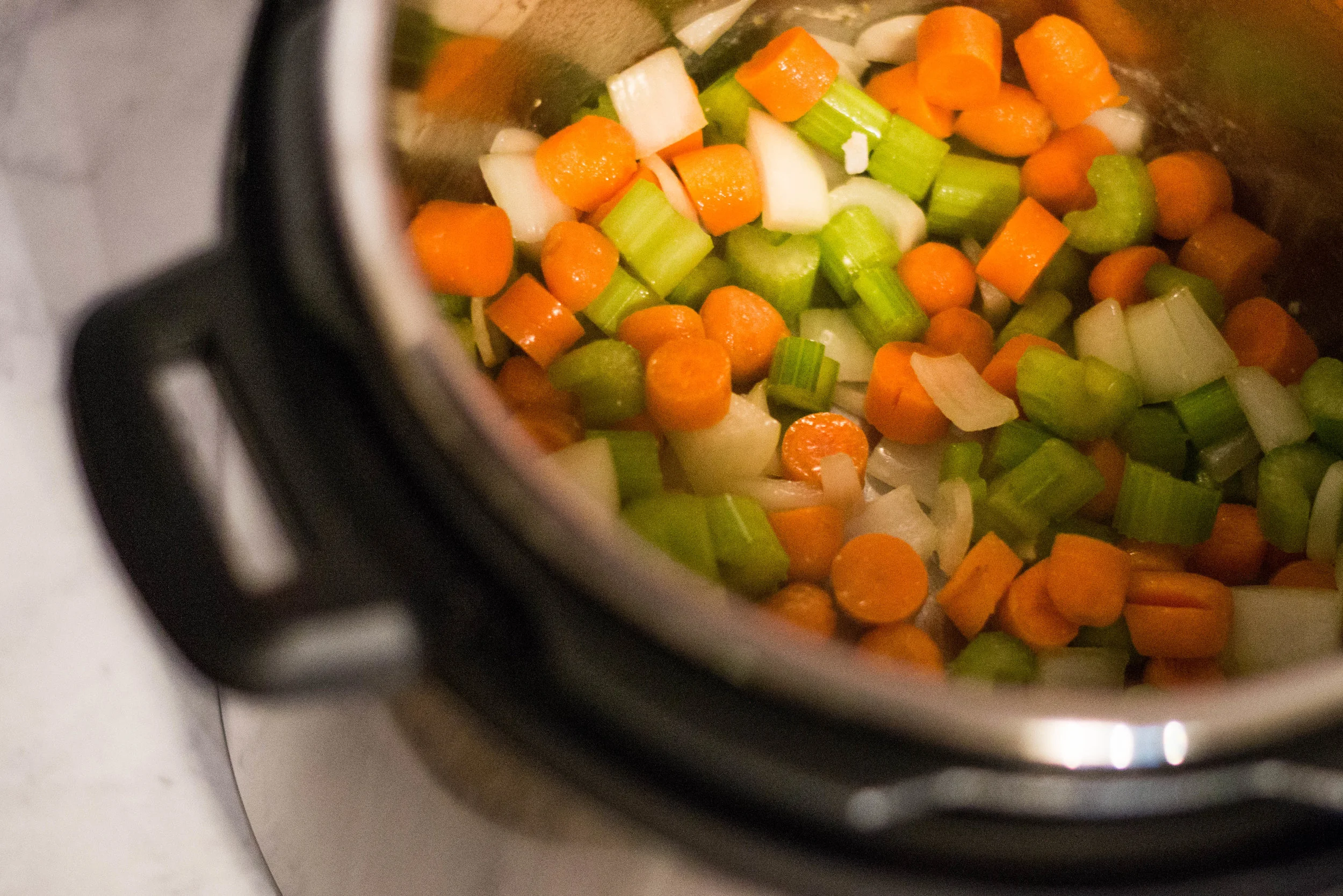 Super simple homemade chicken noodle soup recipe with instructions to cook it using a pressure cooker (like an Instant Pot) and a slow cooker || Hayley Fiser || thehayleyfiser.com