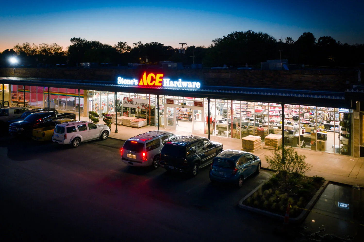 Stone's Hardware Casa View-03.jpg