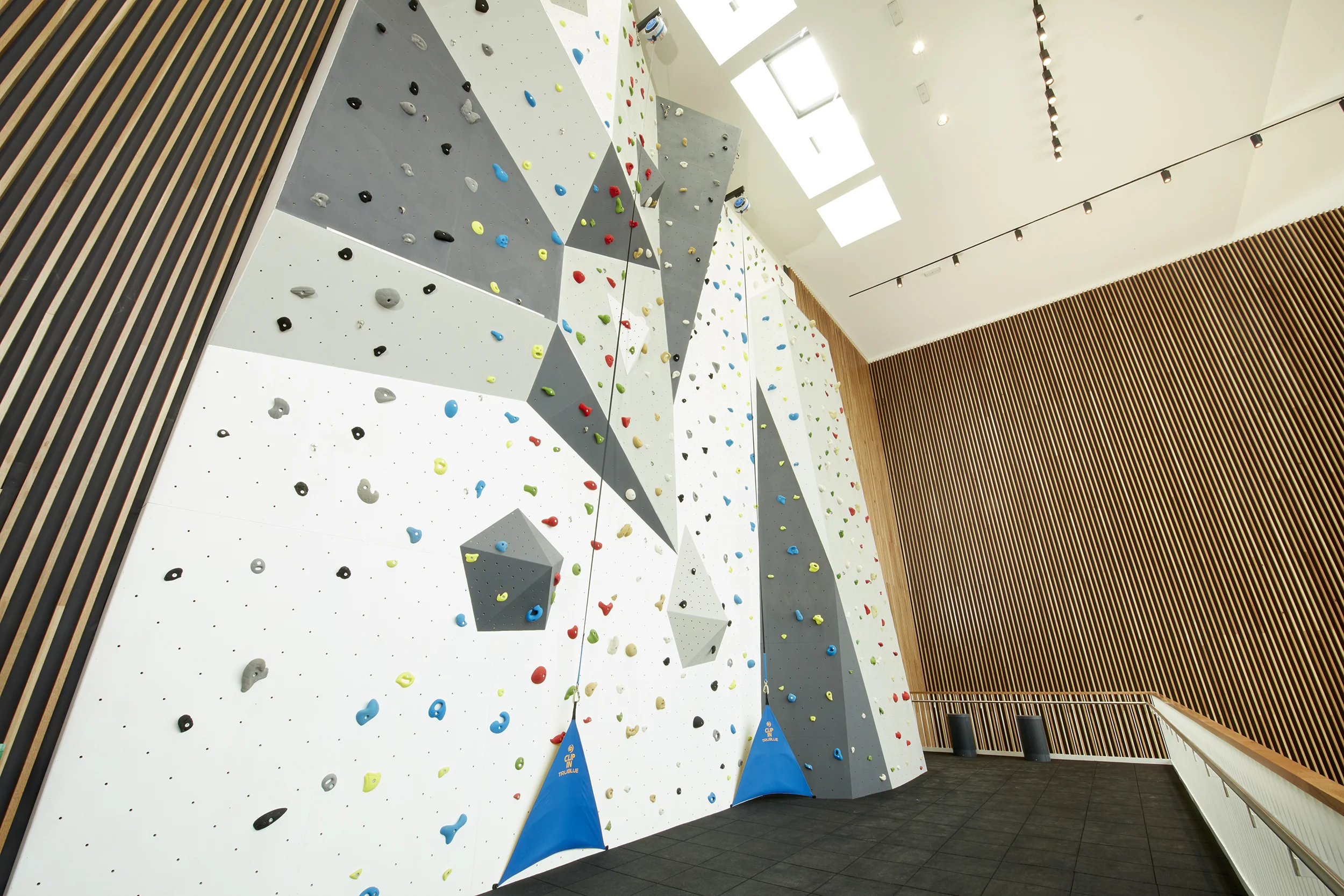 climbing_wall_0363.jpg