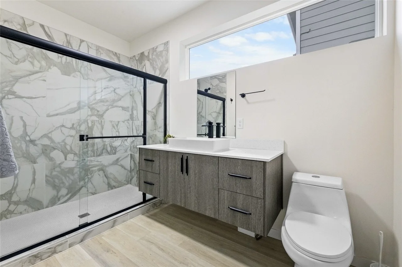 Gray Melamine 16-R.jpeg