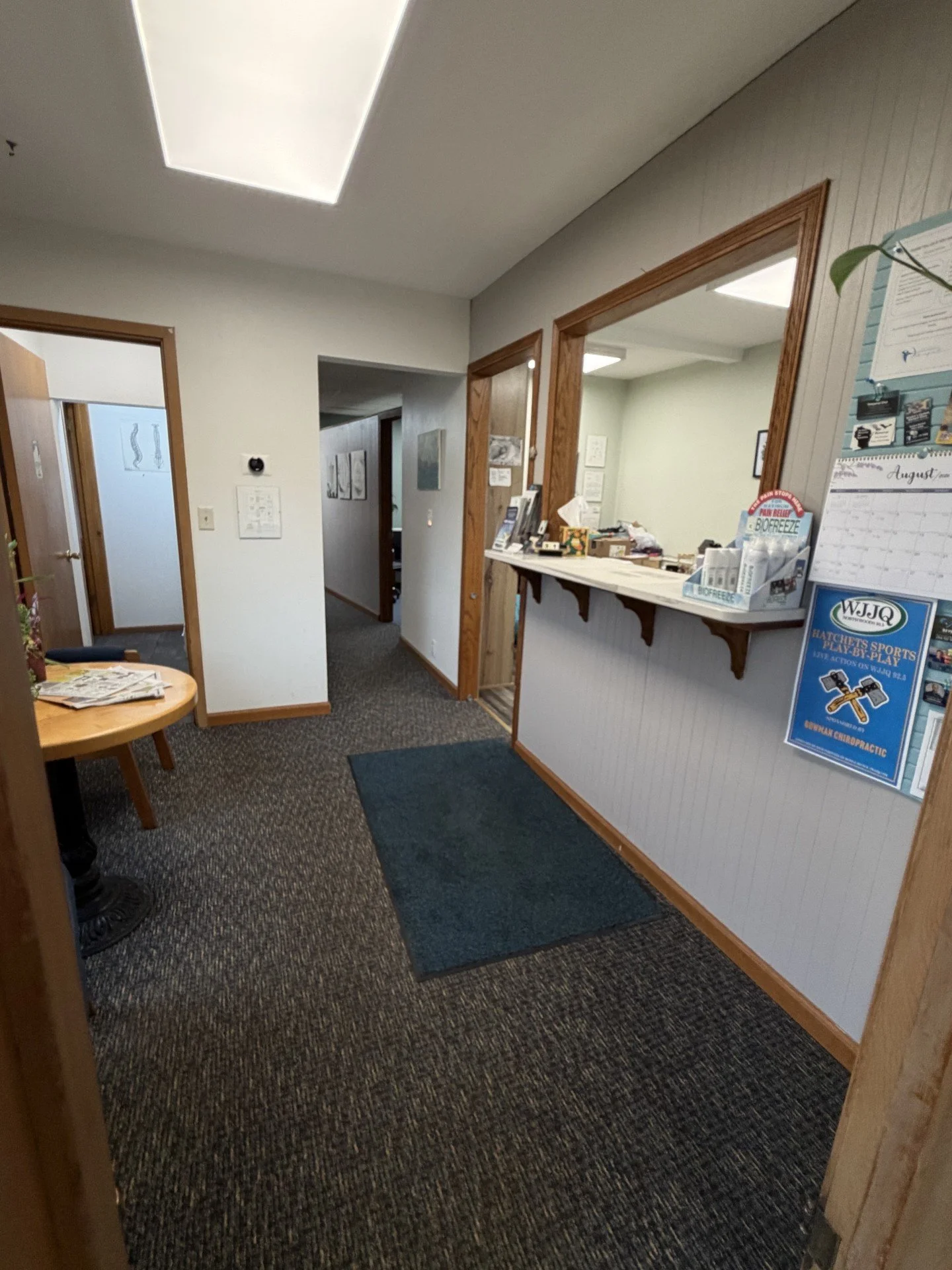 Front desk.jpg