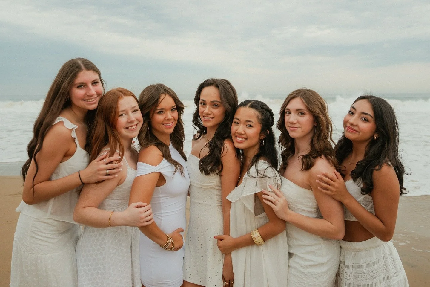 It is so hard to say goodbye to these amazing seniors! 😭 
Lots of tears this week along with memories made, goals accomplished and endless hugs. 
WE LOVE YOU! 🩷🖤🩷