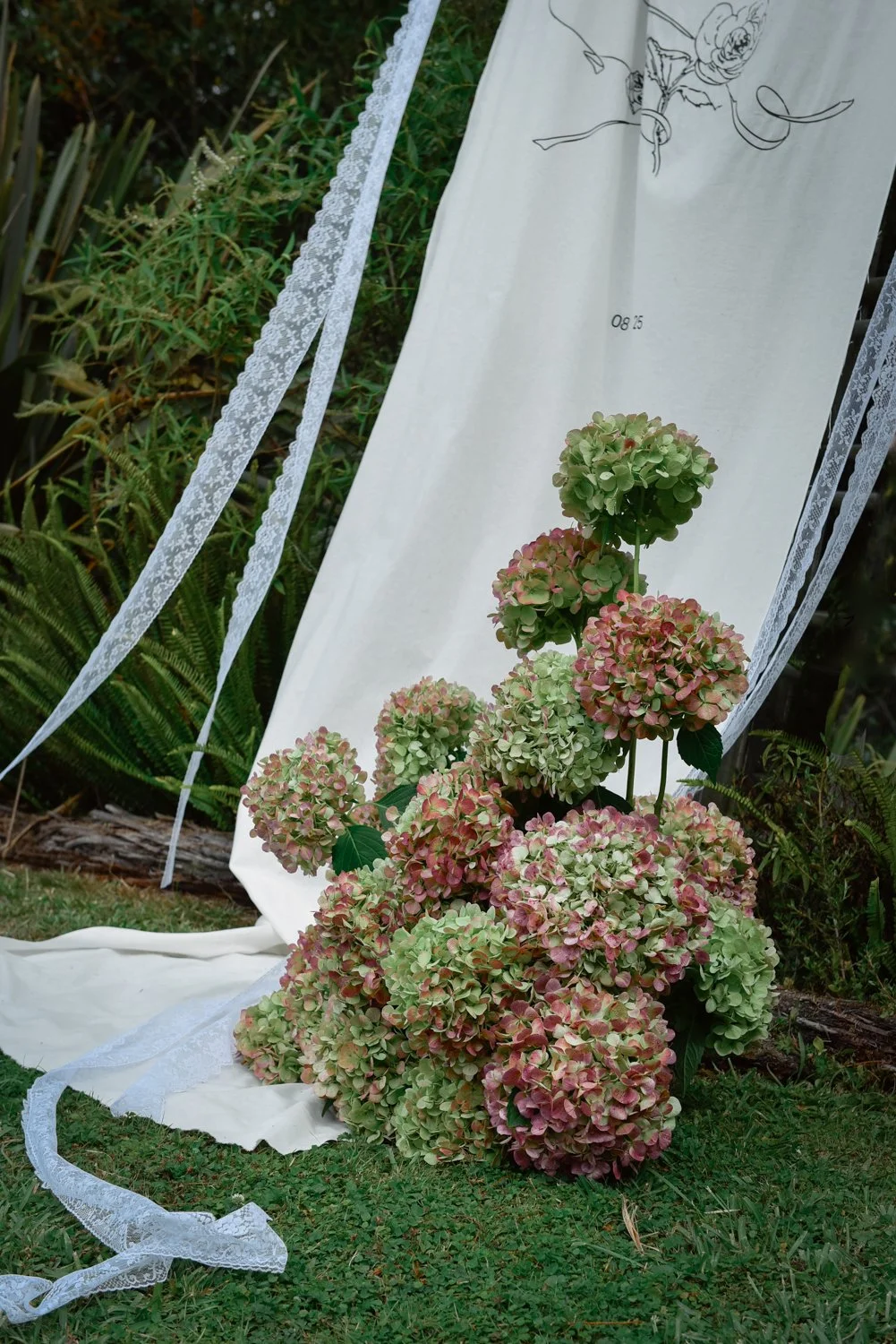NewZealand-analogue-wedding-photographer-SarahBurton-22.jpg