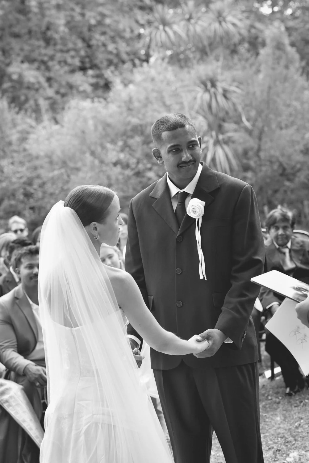NewZealand-analogue-wedding-photographer-SarahBurton-36.jpg