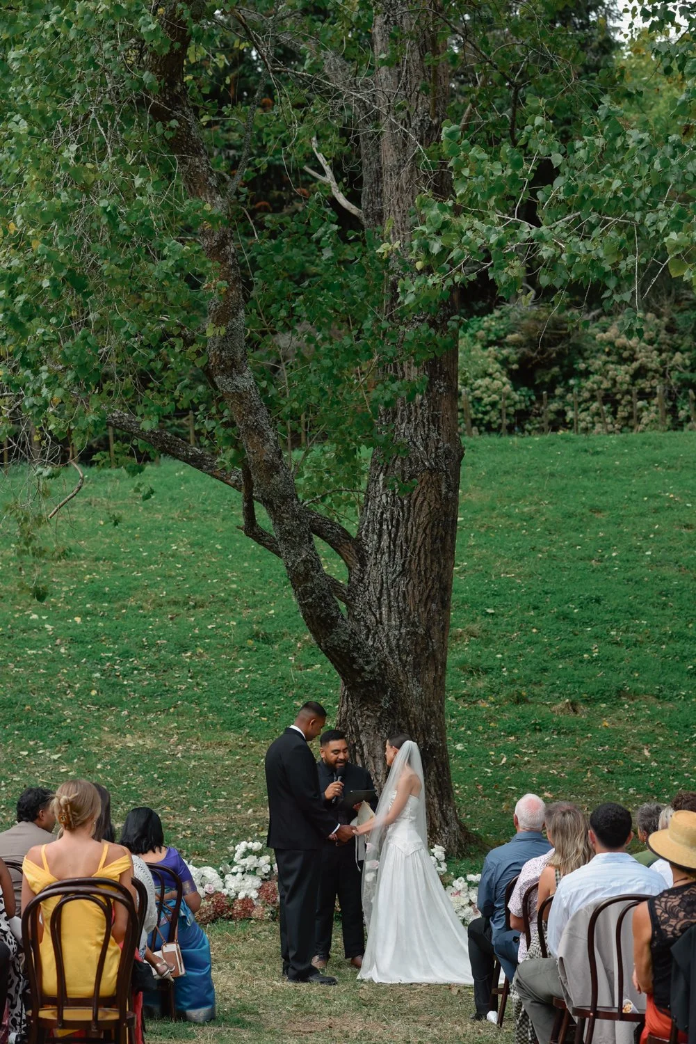 NewZealand-analogue-wedding-photographer-SarahBurton-38.jpg