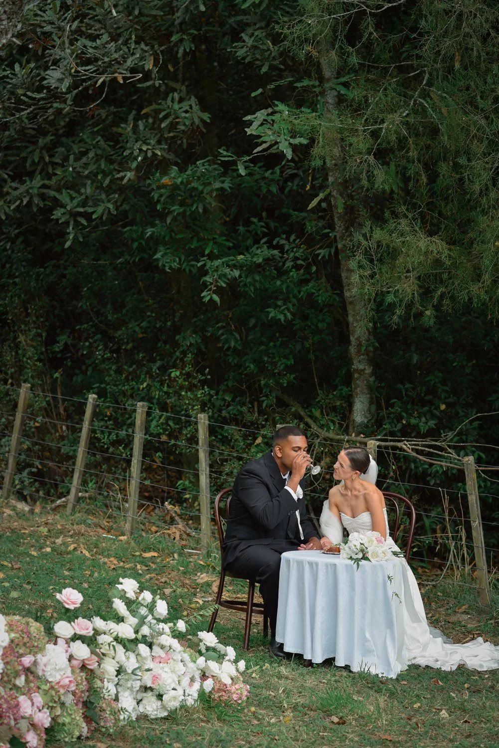 NewZealand-analogue-wedding-photographer-SarahBurton-44.jpg
