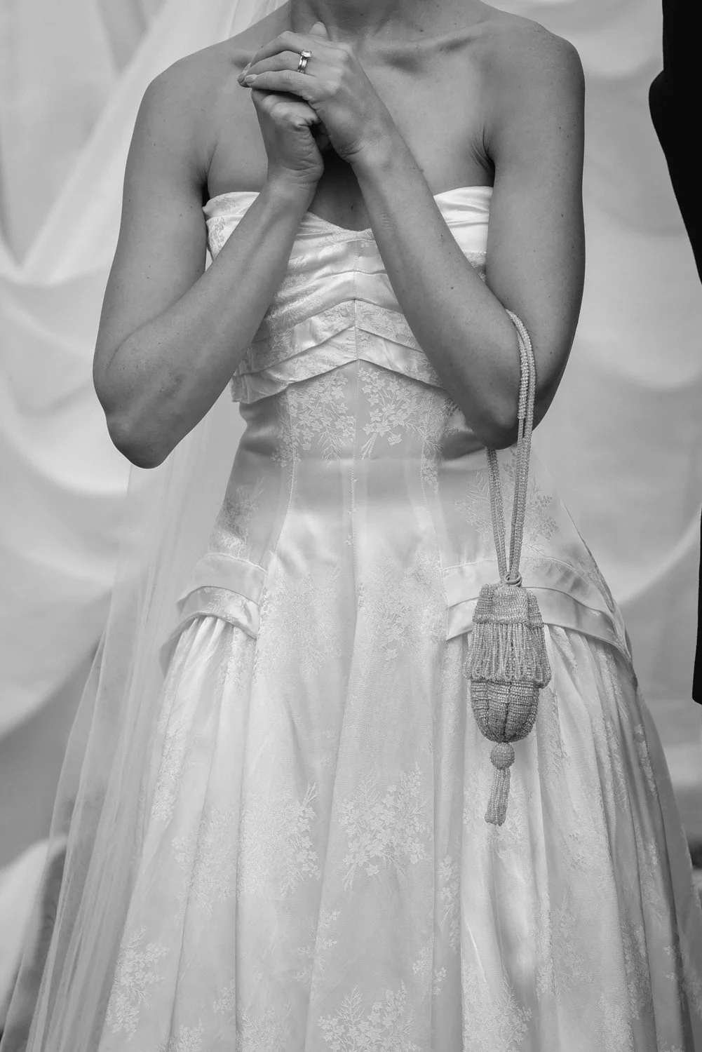 NewZealand-analogue-wedding-photographer-SarahBurton-66.jpg