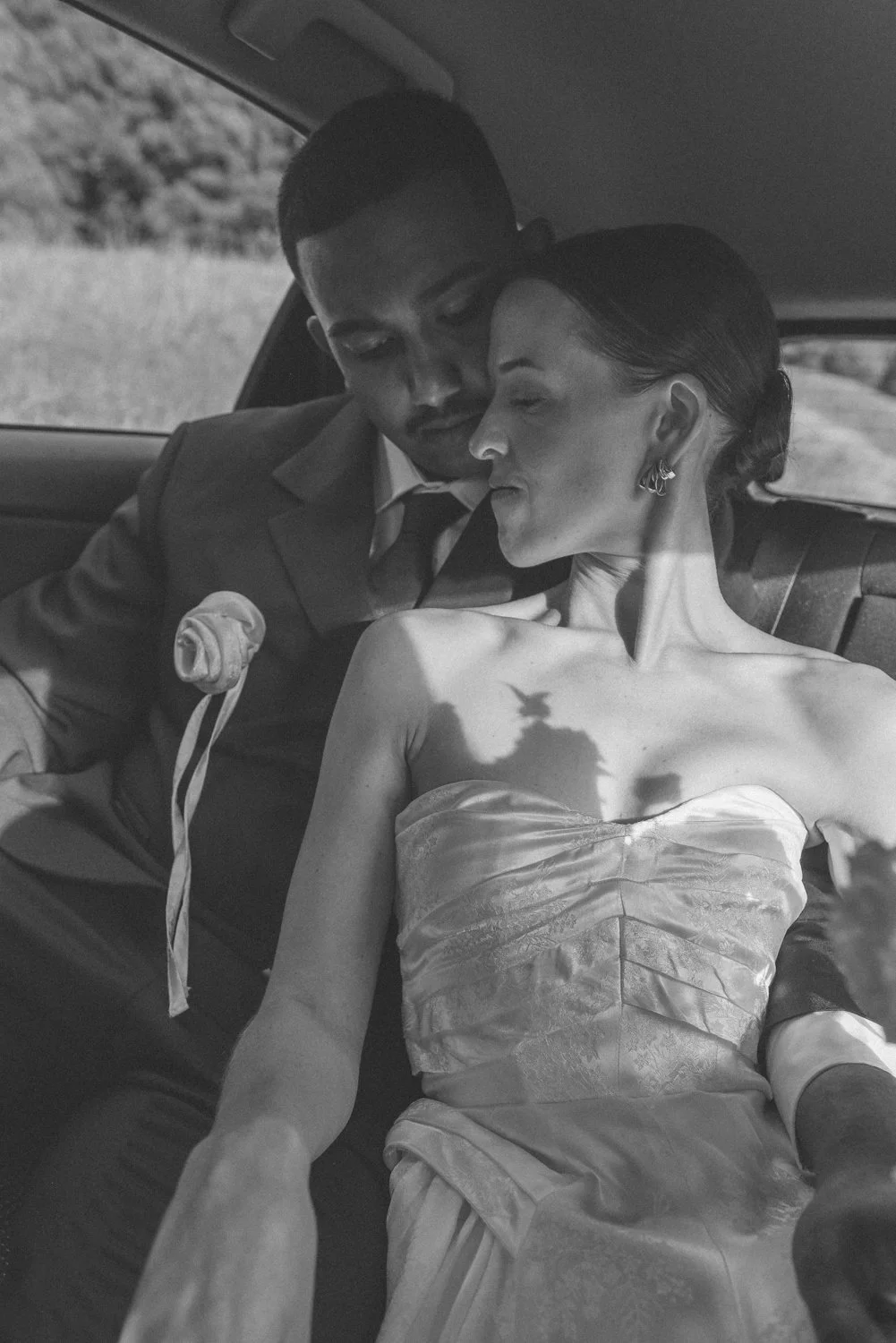NewZealand-analogue-wedding-photographer-SarahBurton-83.jpg