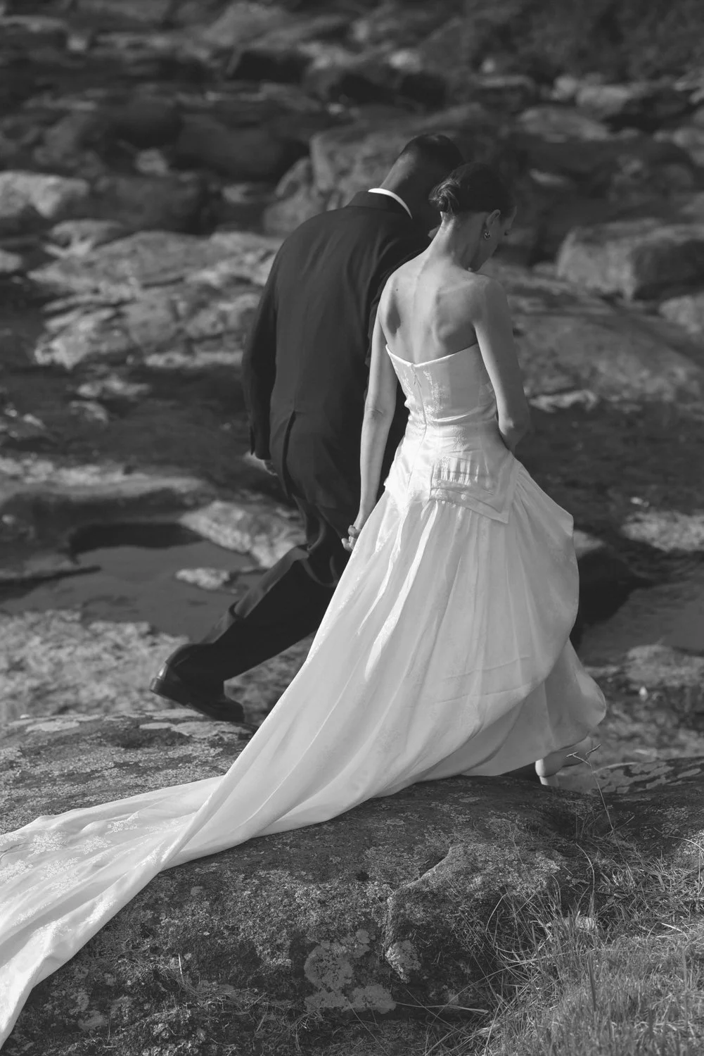 NewZealand-analogue-wedding-photographer-SarahBurton-89.jpg