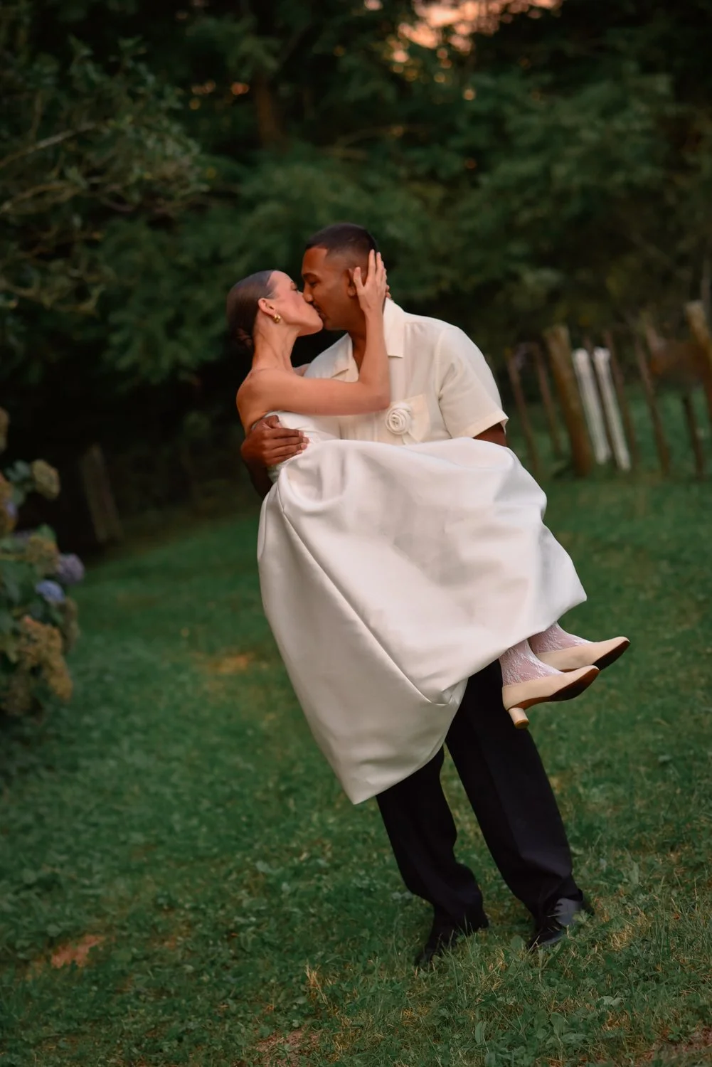 NewZealand-analogue-wedding-photographer-SarahBurton-119.jpg
