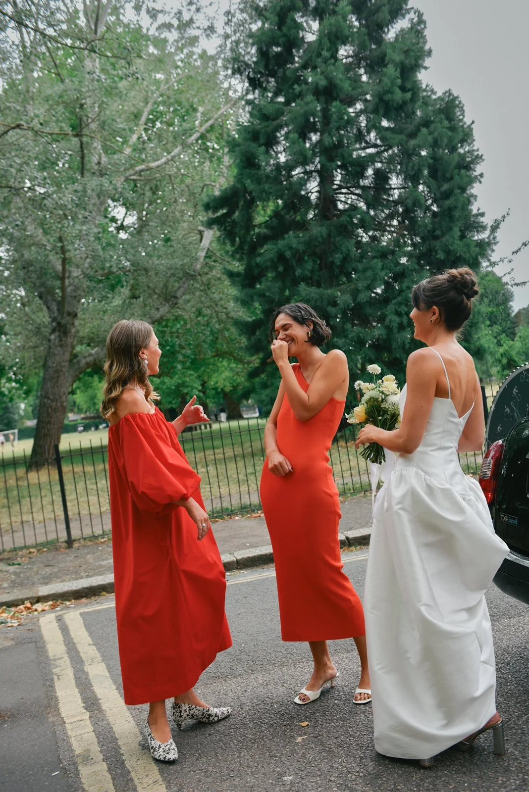 HackneyTownHall-wedding-SarahBurton-3.jpg