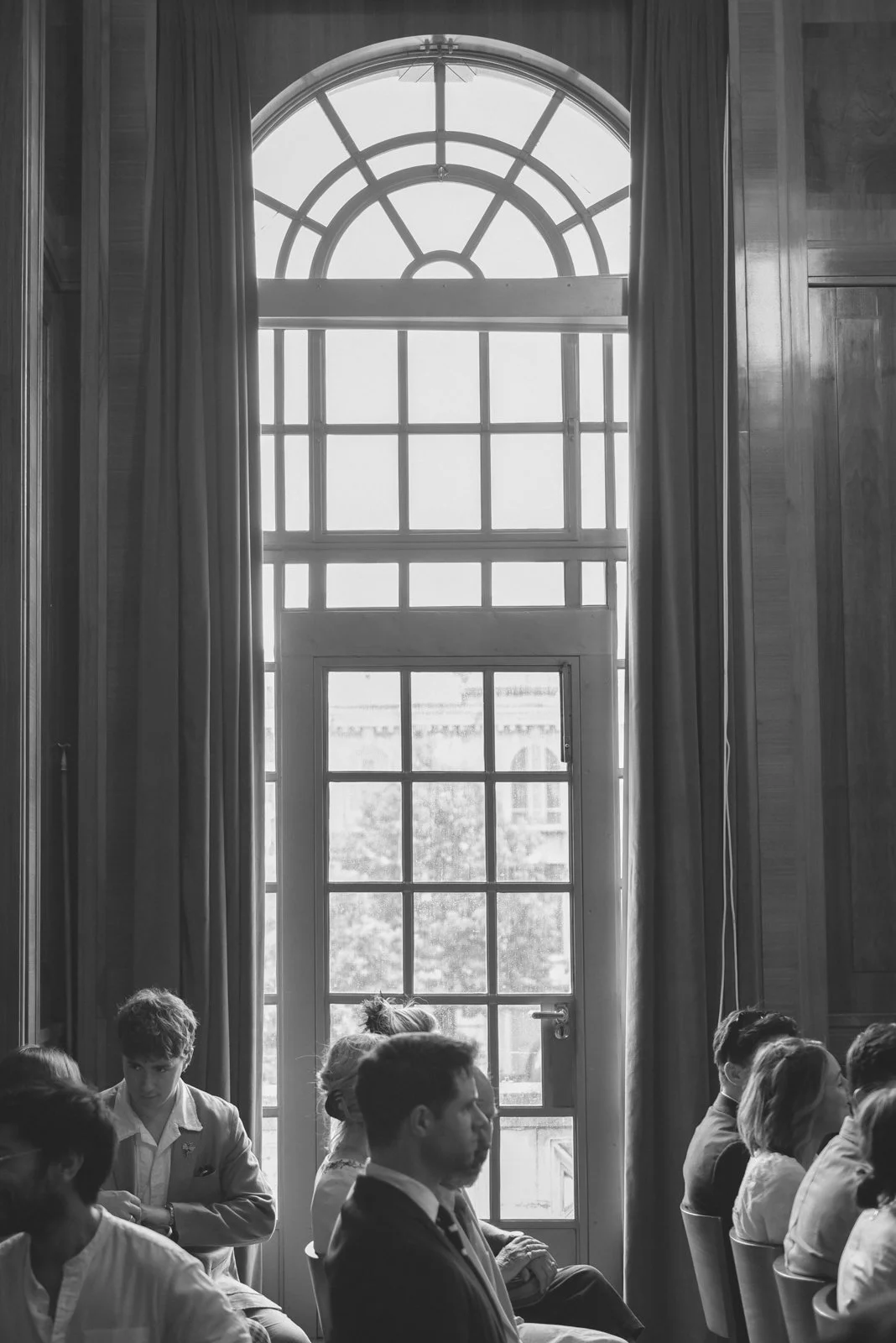 HackneyTownHall-wedding-SarahBurton-6.jpg