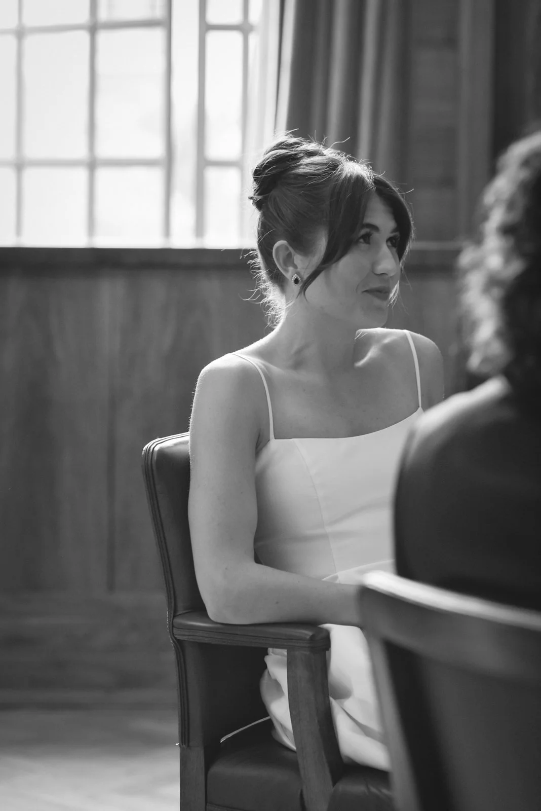 HackneyTownHall-wedding-SarahBurton-11.jpg